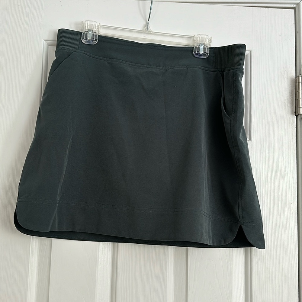 32 Cool Blue Green Skort L